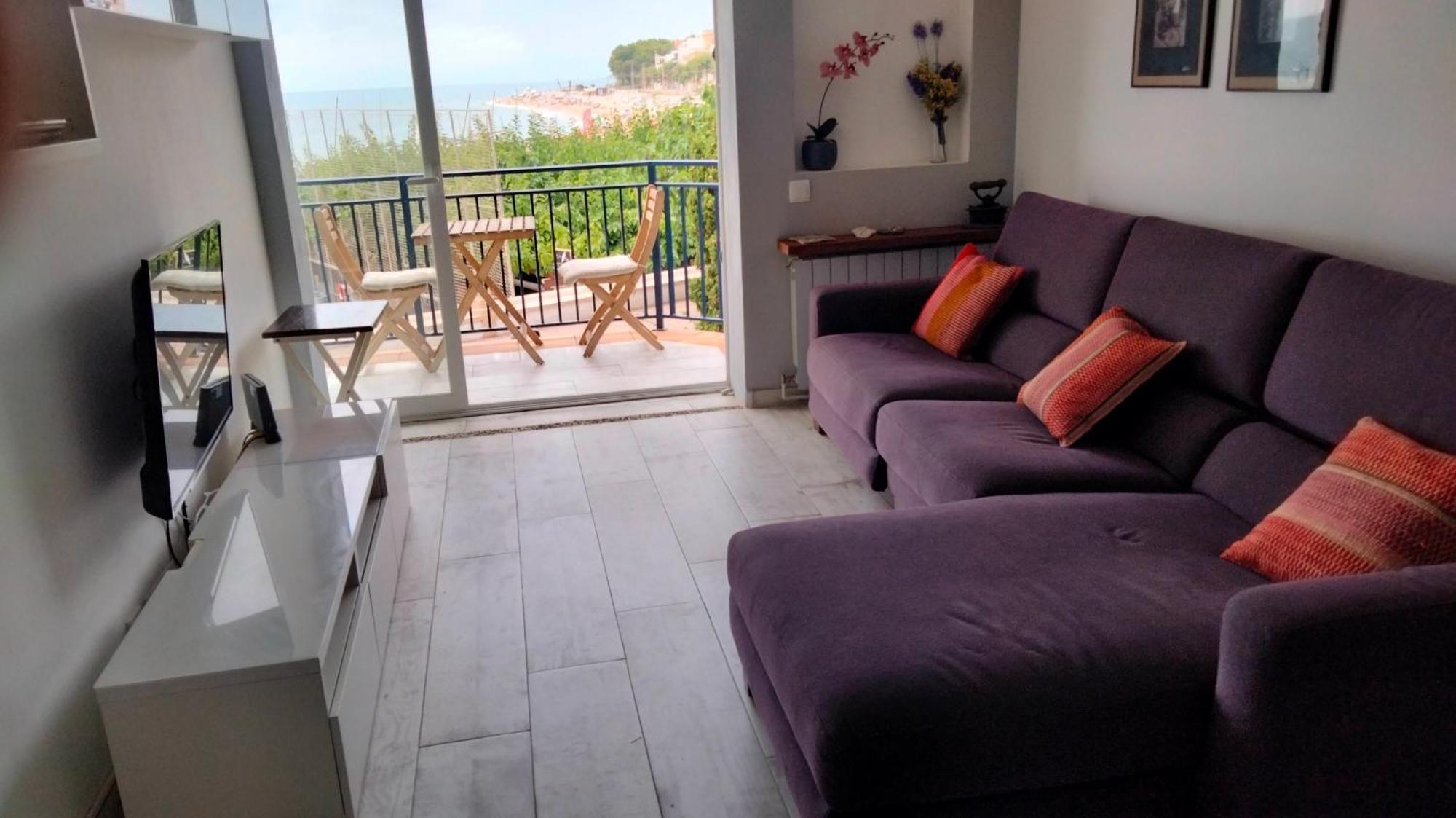 Beachfront Apartment With Private Parking Sant Pol De Mar Zewnętrze zdjęcie